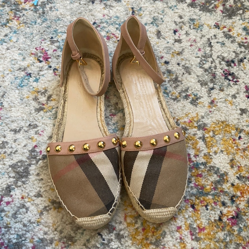 100% AUTHENTIC BURBERRY Espadrilles